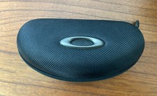 Oakley Eyeglasses / Sunglasses Hard Case Clamshell Zip Up Case Only