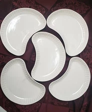5 Mid-Century CALIF. USA 545C Pottery Half Plates White  