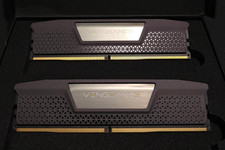 Corsair VENGEANCE 32GB (2x16GB) DDR5-5200MHz RAM - CL40 - DIMM Memory