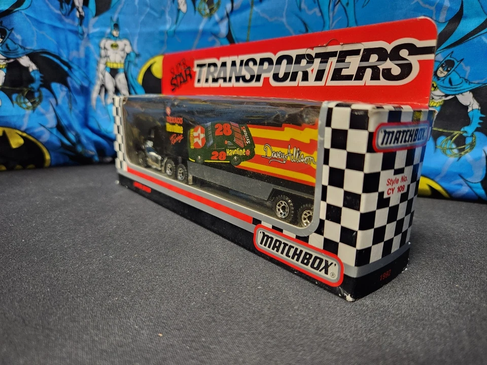 1992 Matchbox Superstar Transporters Davey Allison #28 Texaco Havoline Hauler - Image 2 of 4