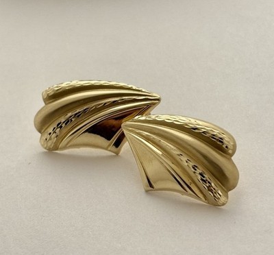 14K Solid Gold Wave Earrings Diamond cut