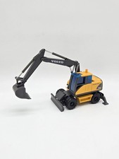 Baufahrzeuge 1:50 NZG 567 Volvo EW 160 B Mobi...