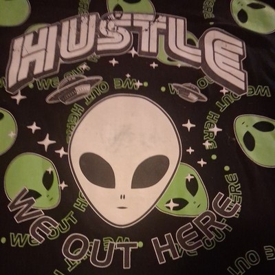 VTG Launder Alien, We Out Here short,  Sleeve Shirt Mens XL Graphic, slight wear