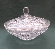 Indiana Glass Covered Candy Dish Windsor Button & Cane Pattern Clear