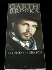 GARTH BROOKS-Beyond The Season-1992 CD Longbox