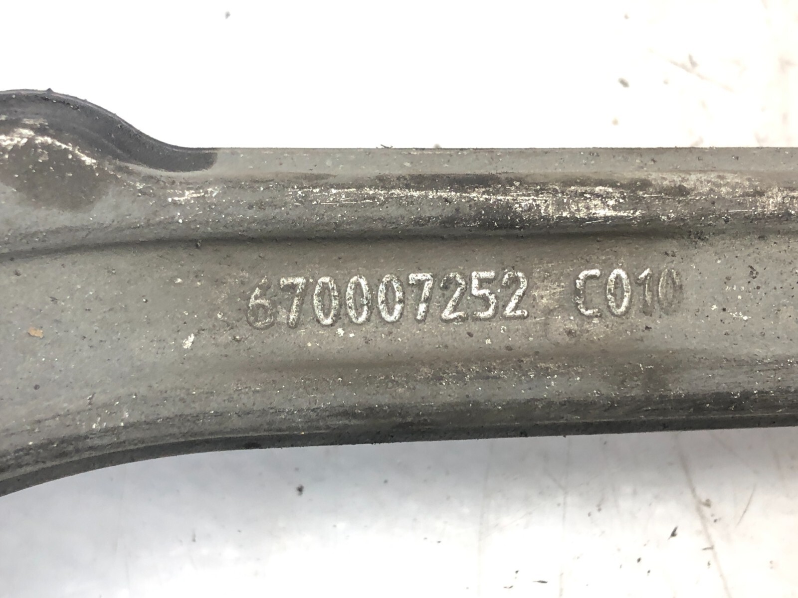 2014-2020 MASERATI QUATTROPORTE AWD RIGHT PASS REAR CONTROL ARM SET OEM