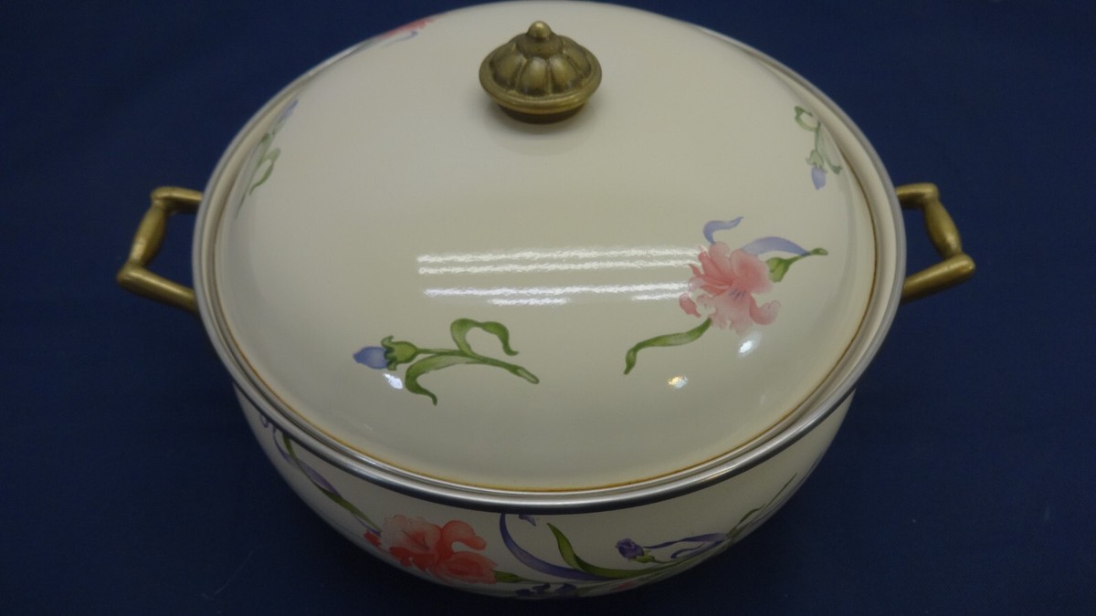 Lingoware Bonnie Vintage Cookware Enameled with Brass Handles
