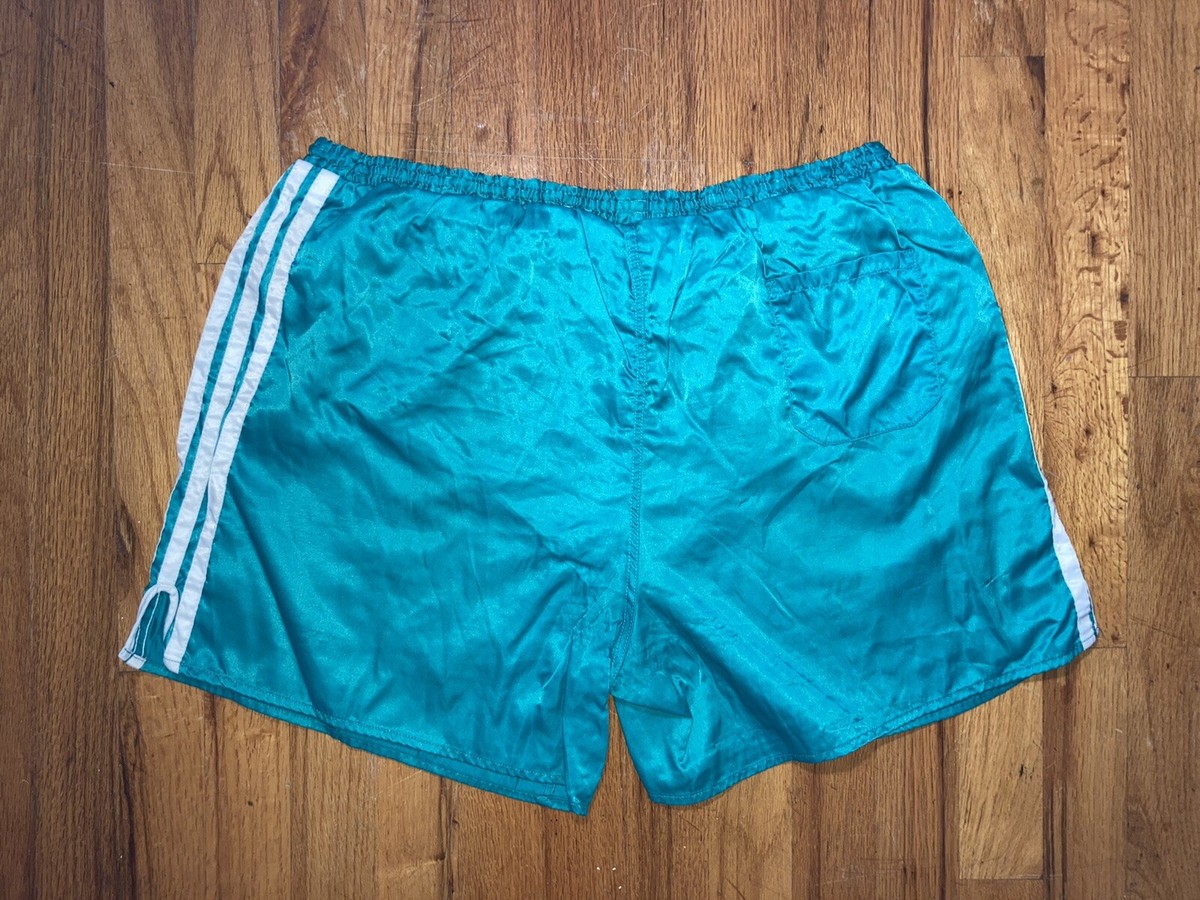 パンツ 1980s vintage DESCENTE adidas shorts s-l1200.jpg