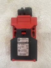 Allen-Bradley 802F-S62P8-CG interlock switch