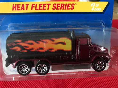 Vintage Hot Wheels 1996 Peterbilt Tank Truck Heat Fleet Series #539 B545 - Picture 5 of 8