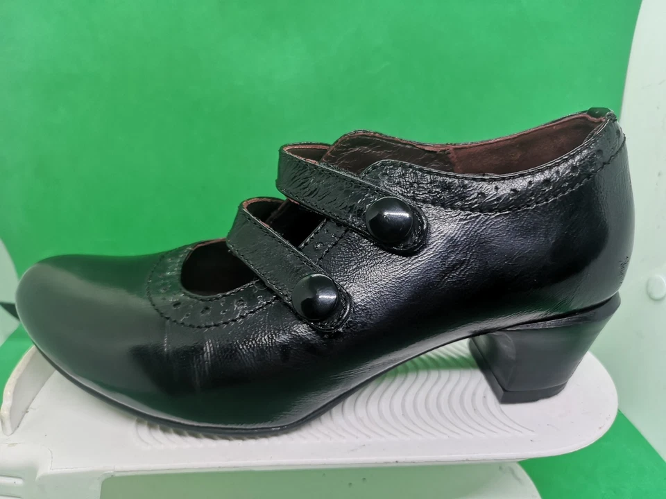 Zapato cómodo WOLKY 3909 para mujer de cuero negro con tiras talla 37 EU 7 EE. UU. Foto 2 de 4