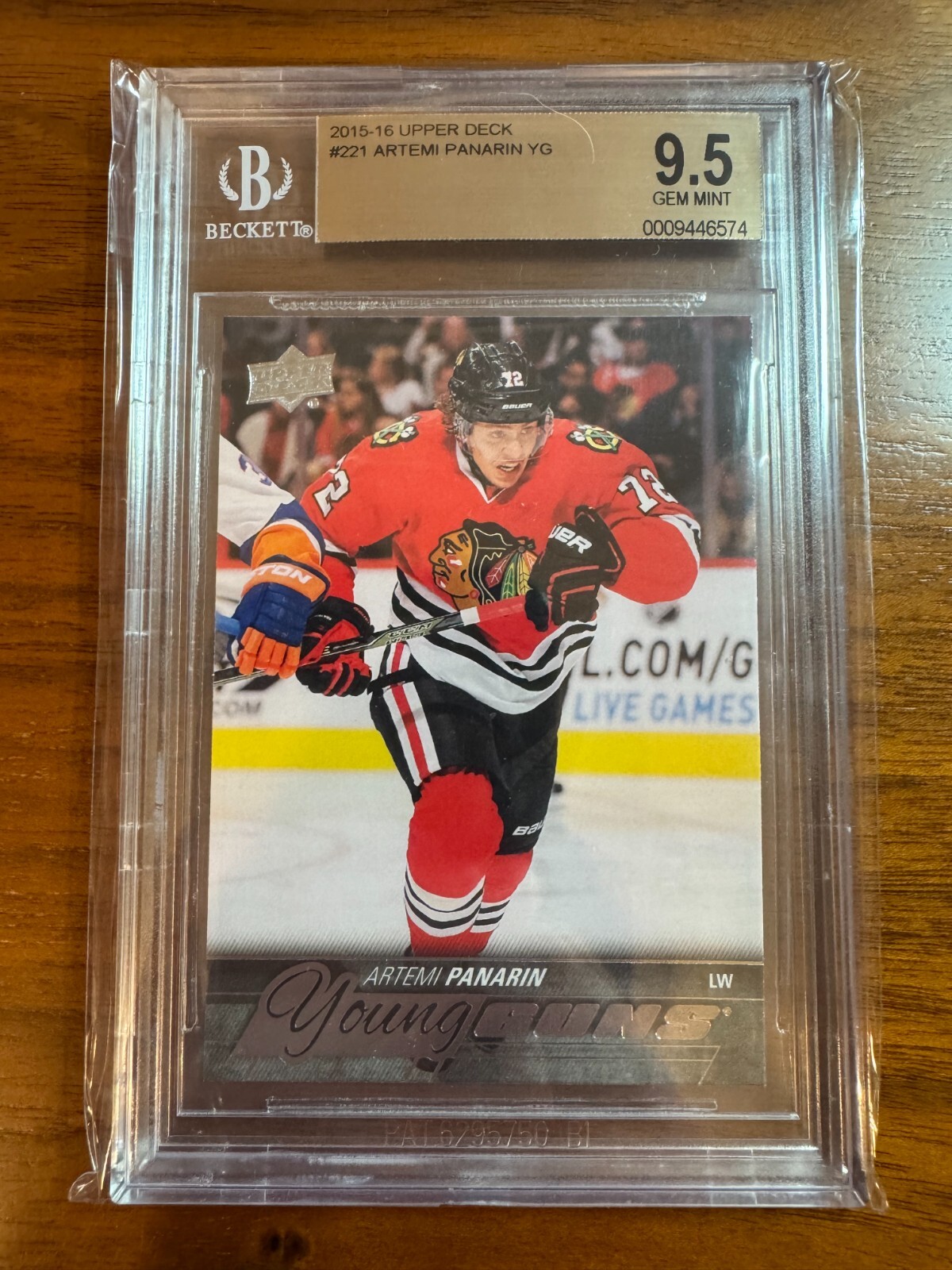 ARTEMI PANARIN 2015 Upper Deck Young Guns #221 BGS 9.5 Graded Rookie Card