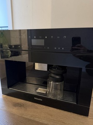 Miele CVA 7440 Einbaukaffeemaschine Schwarz Vollautomat