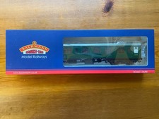 Bachmann 00 Gauge BR Mk1 SK Coach Second Corridor Green SR 39-028E