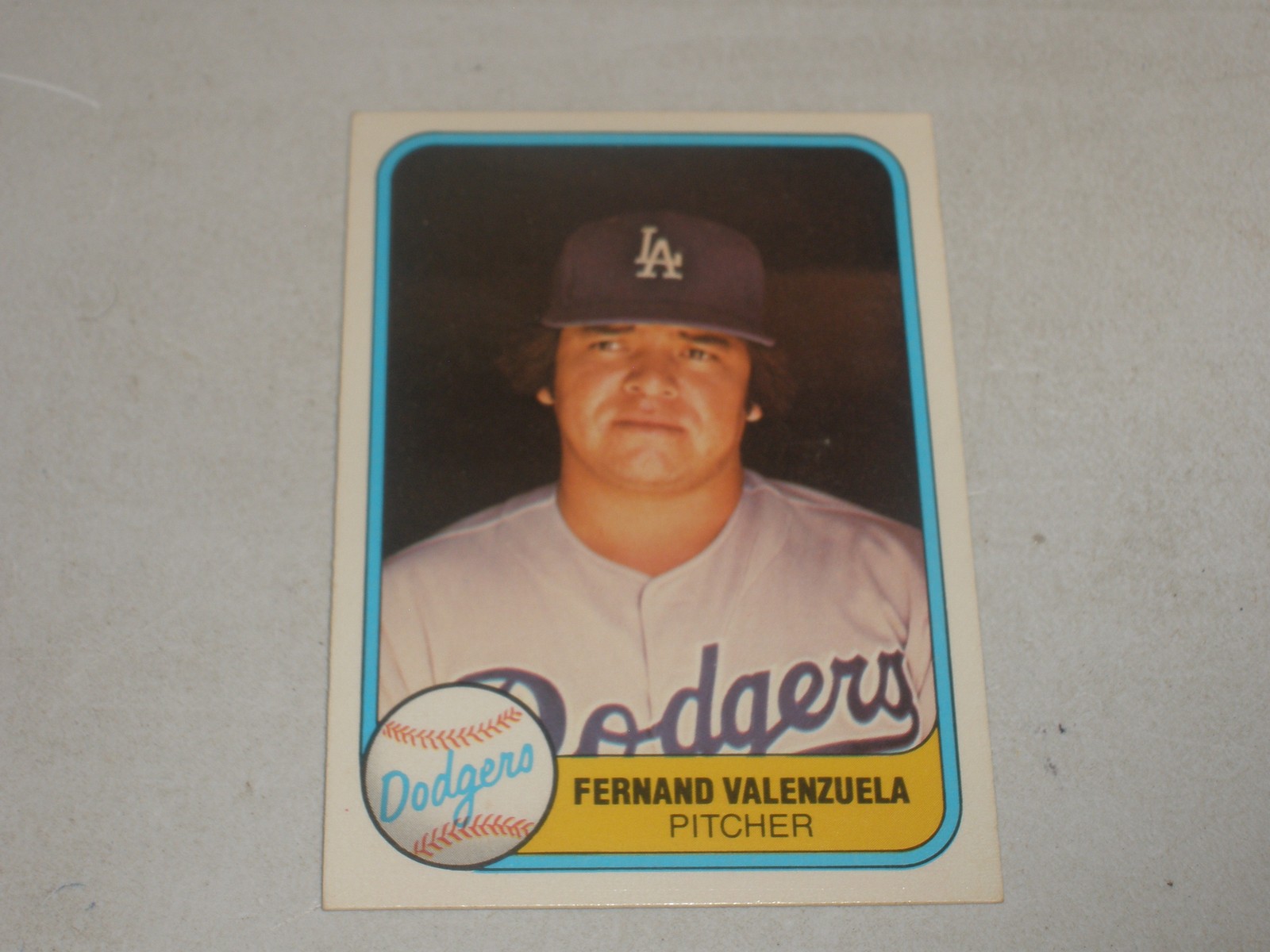 1981 Fleer Baseball #140 Fernando Valenzuela Rookie RC