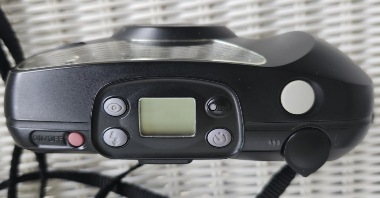 PENTAX IQZoom EZY AUTO FOCUS POINT & SHOOT FILM CAMERA 35mm Tested Working