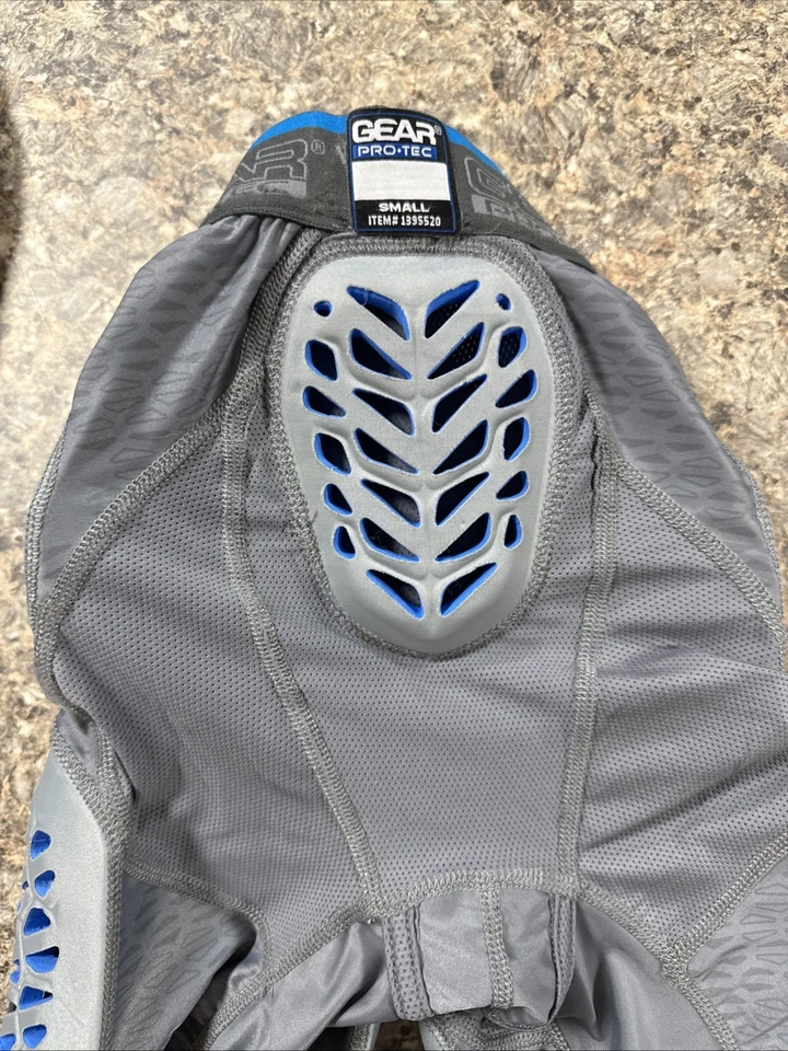 Faja de fútbol americano Pro-Tec Gear tamaño pequeño 5 almohadillas BSN Sports Foto 3 de 3