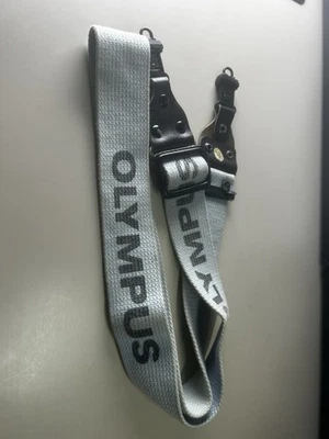 Olympus Vintage Camera Strap 0M 1, 0M 10 Style Cameras - Image 1 of 4