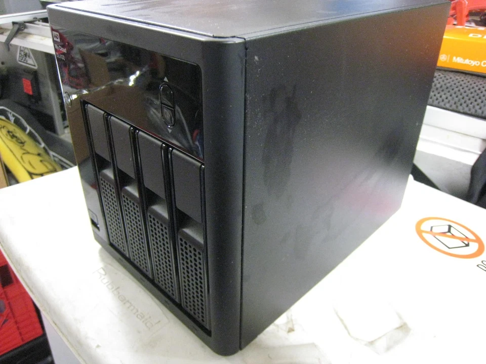Western Digital My Cloud DL4100 4 bay , no drives or power supplies - Image 2 of 4