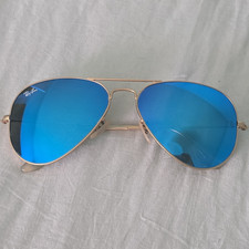 RB3025 Ray-Ban Aviator Sunglasses Gold Metal Frame Blue Mirrored Glass Lenses