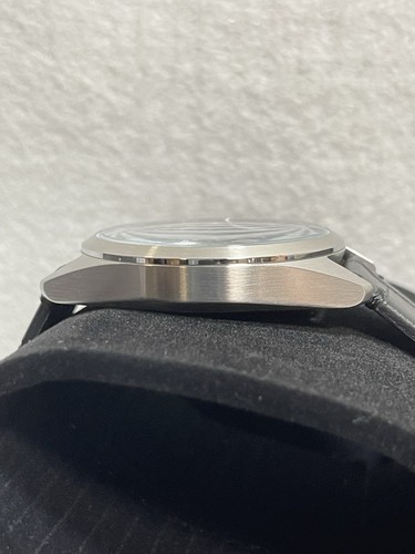 Emporio Armani Chronograph quartz black dial Men's Watch AR11542 - Picture 3 of 13