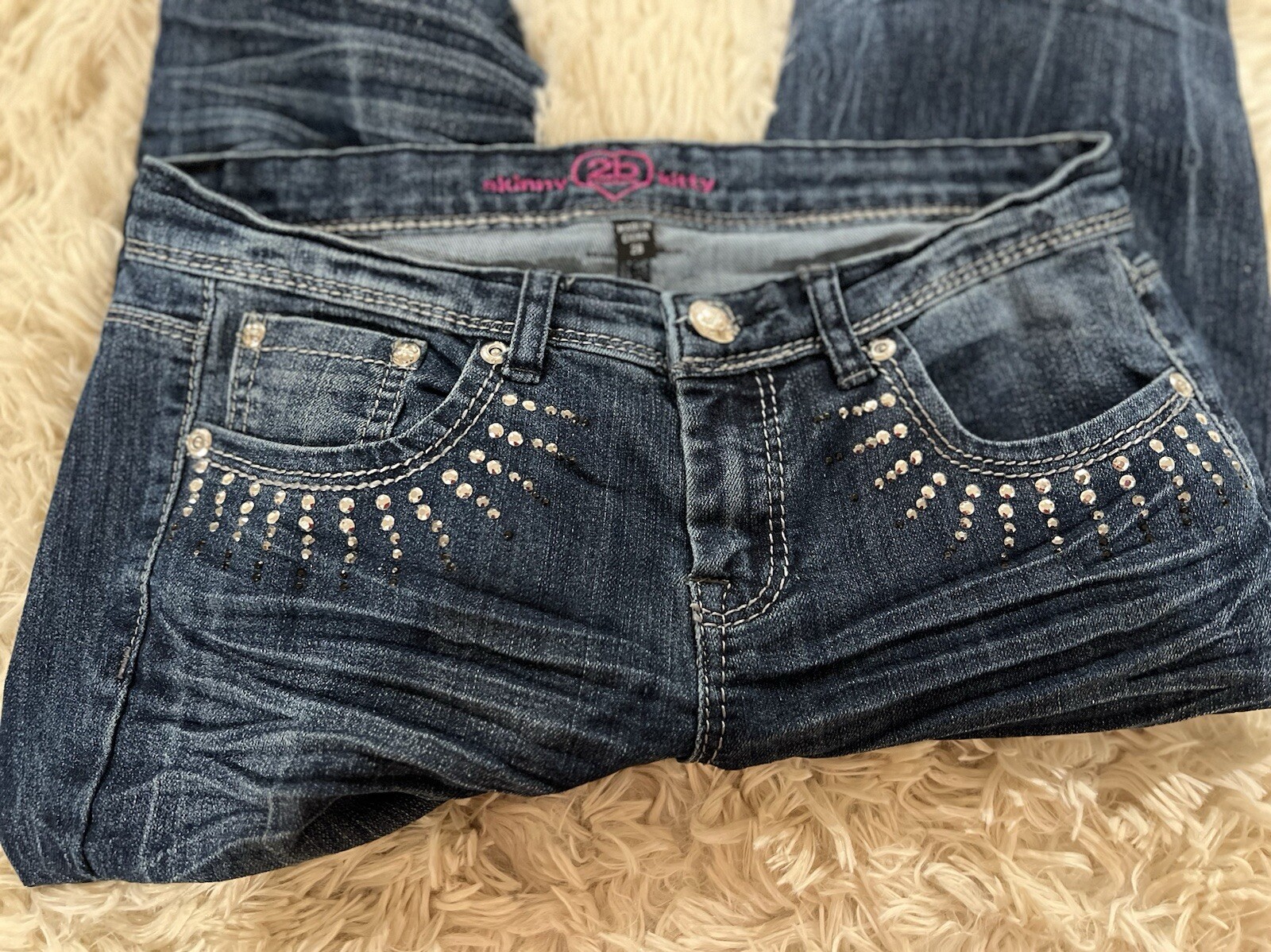 Slim Fit 2b Bebe Kitty Distressed Embellished Jeans Women's Size 28
