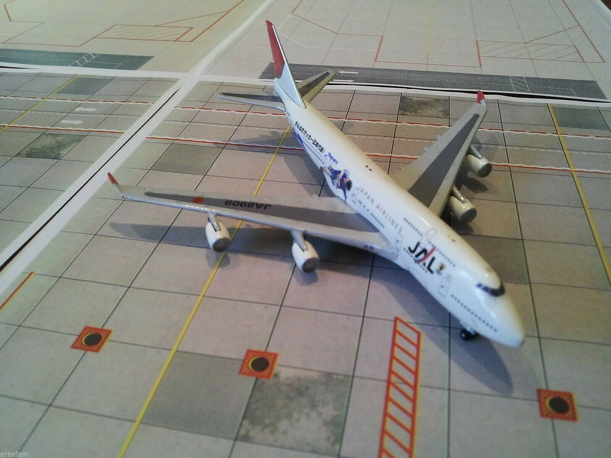 Japan Airlines 日本航空 1⁄200 DC-8-61 IZU AeroClassics200