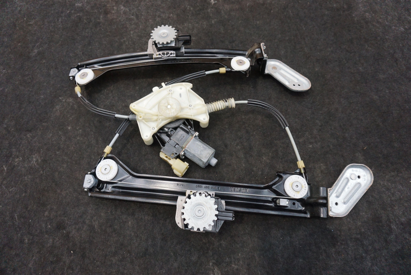 Rear Left Door Window Regulator Motor 670102270 Maserati Ghibli M157 2014-24