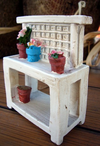 Weißer Garten Blumentisch mit Töpfen MI 56154 Miniatur Feengarten - Bild 9 von 11