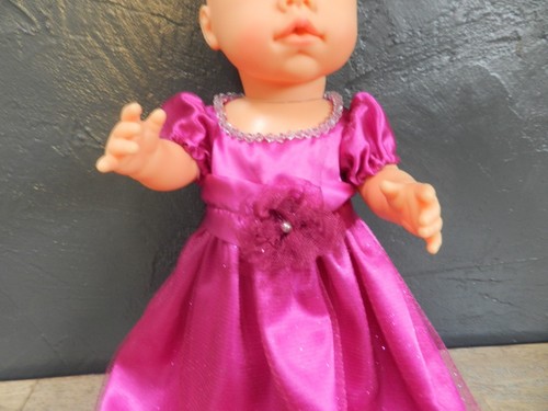 Neuf robe de princesse fushia pour poupée - Photo 2/3