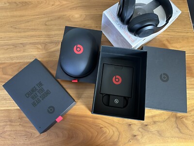 Beats by Dr. Dre Studio3 Over Ear Wireless Headphones - Black