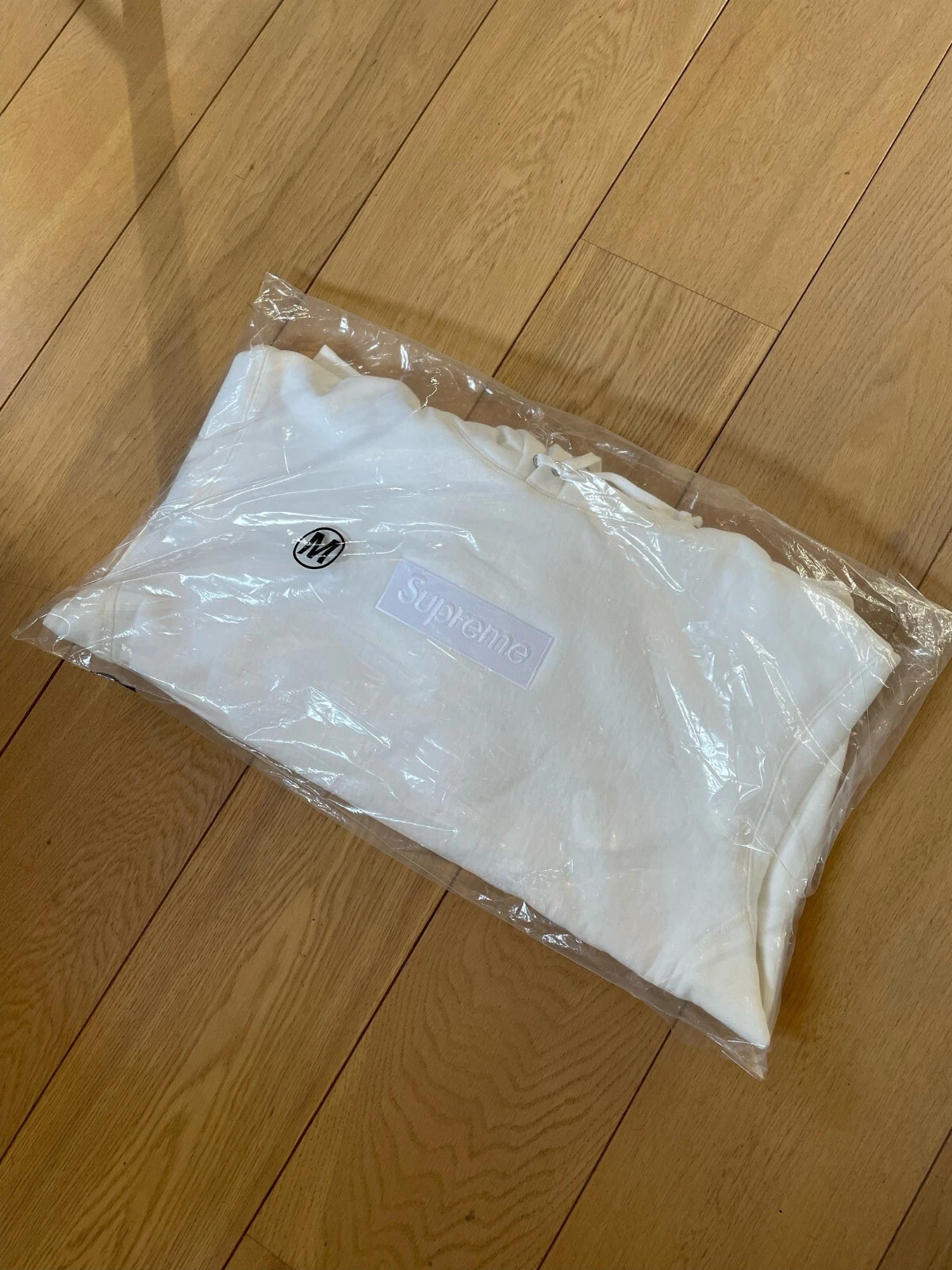 Supreme FW23 boîte logo bogo blanc taille medium skate nyc ghost