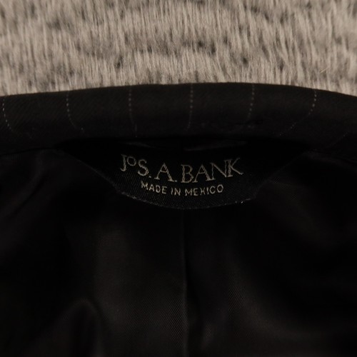 Jos A Bank Jacket L 44R Black Pinstripe Herringbone 100% Wool Twill Blazer - Picture 3 of 16