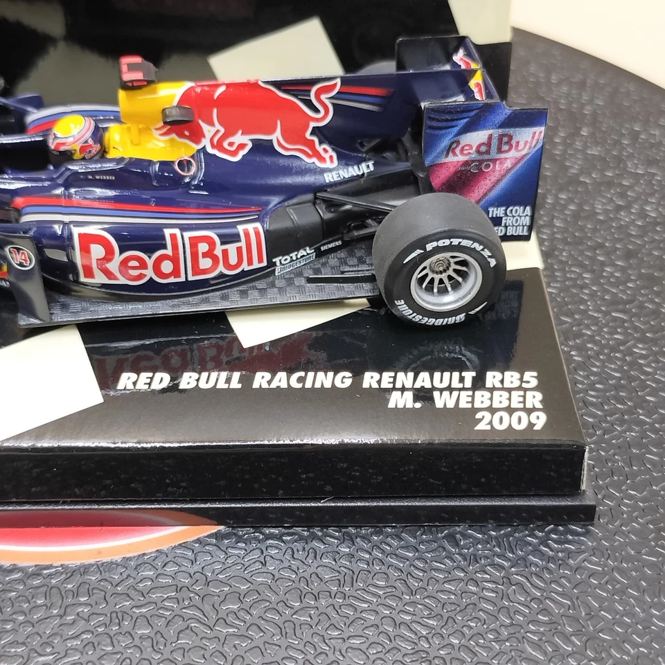 MINICHAMPS 1/43 Red Bull Racing Renault RB5 Mark Webber 2009 400090014 - Image 3 of 4