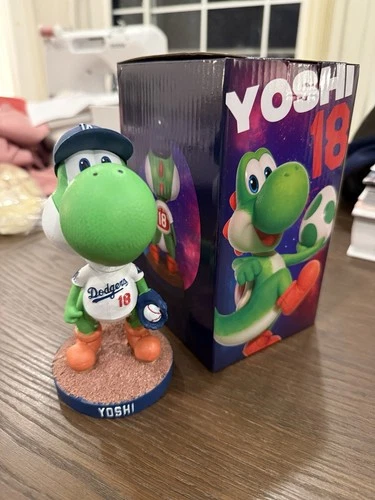 Yoshi 18 Super Mario Galaxy Yamamoto Bobblehead LA Dodgers SGA 3/31/26