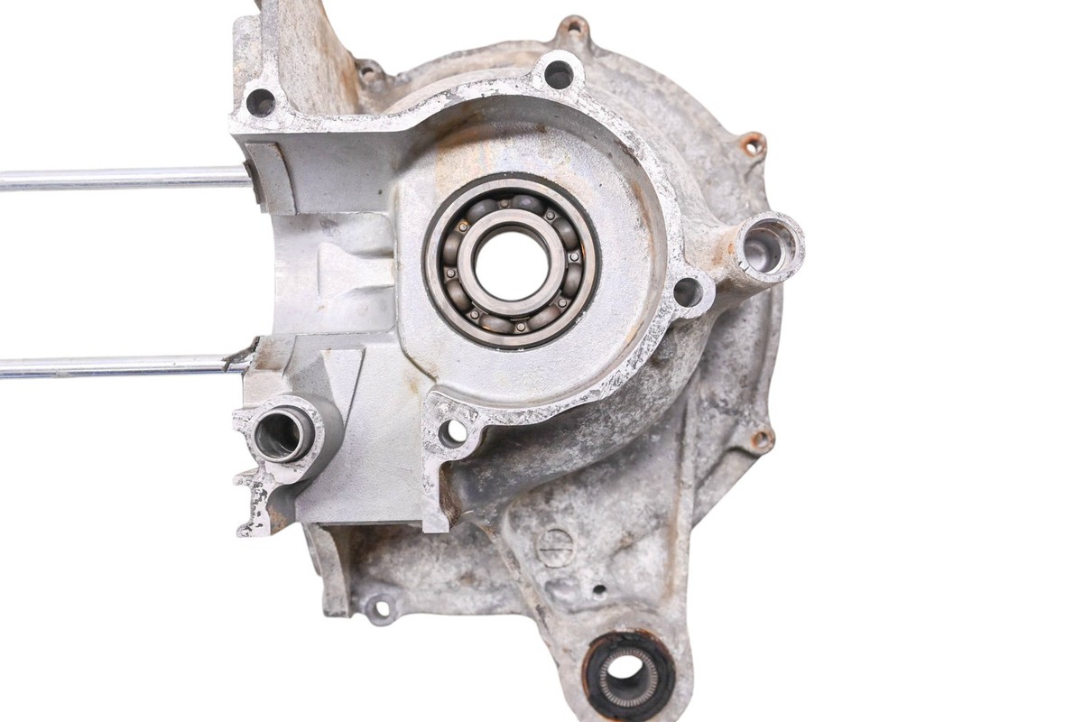 96 Suzuki Quadsport 80 Right Crankcase Center Half Crank 96 Suzuki Quadsport 80 Right Crankcase Center Half Crank