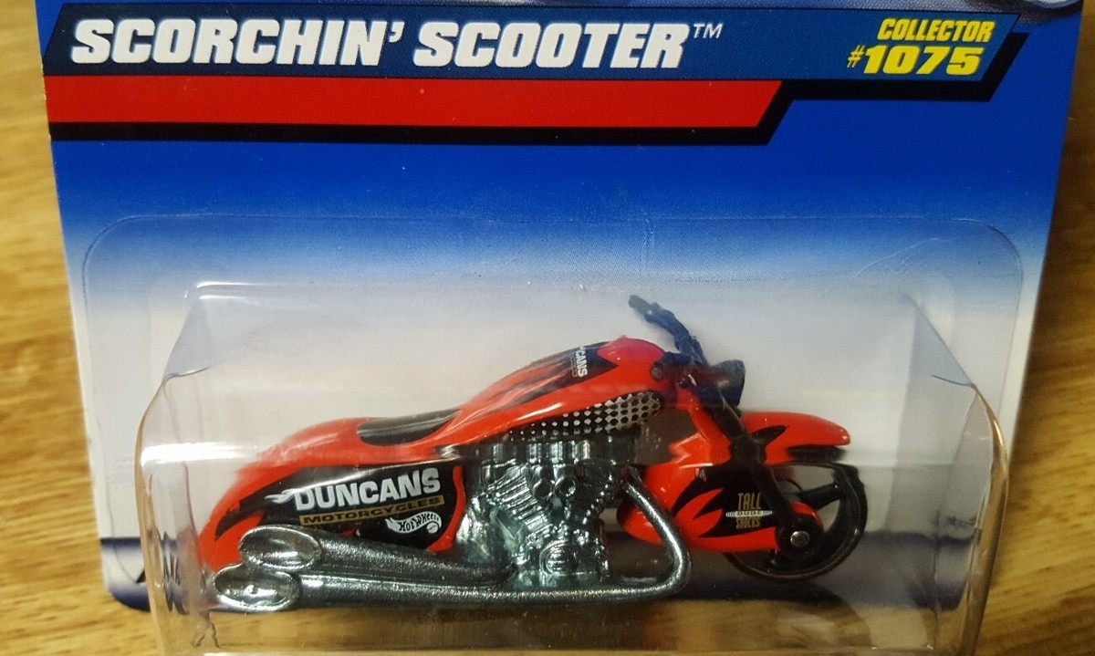 Hot Wheels Scorchin' Scooter Motorcycle Red Duncans 1:64