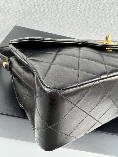 CHANEL Schultertasche Lammleder Double Face schwarz - Bild 8 von 18
