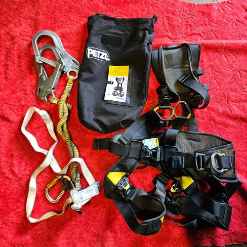 Petzl VOLT Auffanggurt Klettergurt PSA und Falldämpfer Ablegereif