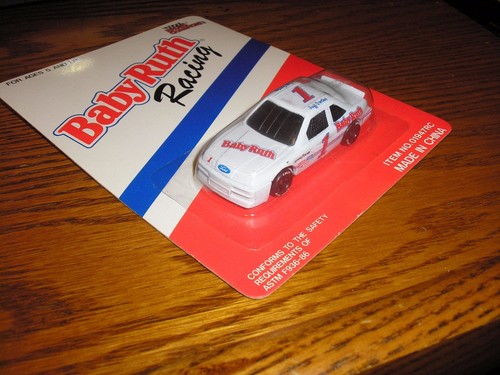 Rare RC #1 Jeff Gordon Baby Ruth Racing Ford Thunderbird Event Nascar Race Car - Picture 2 of 2
