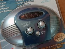 Innovage Outdoor Dynamo Radio AM-FM With Siren and Flashlight -New
