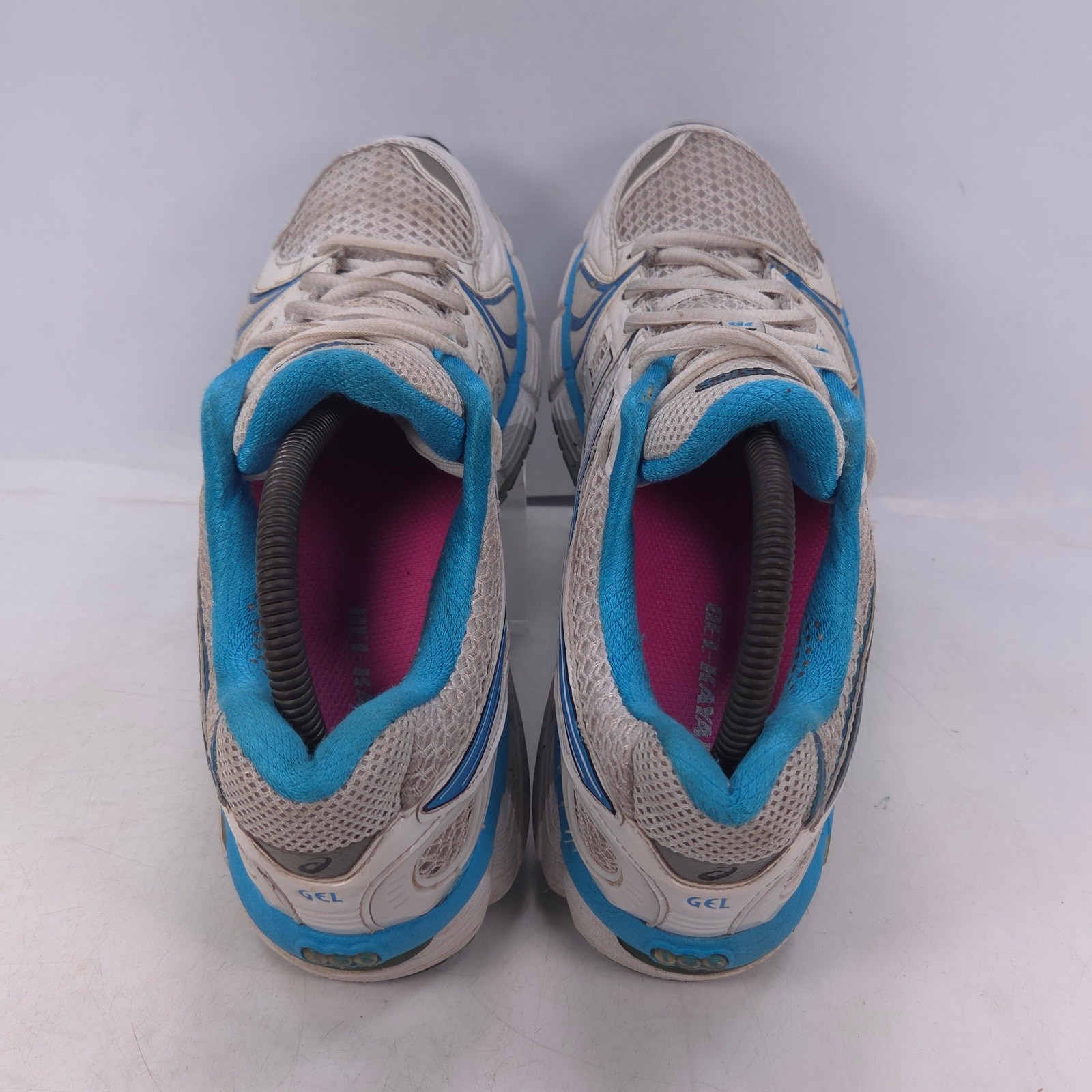 Asics Gel-Kayano 18 Athletic Lace Up Running Shoes Womens Size 9 T250N White thumbnail 4