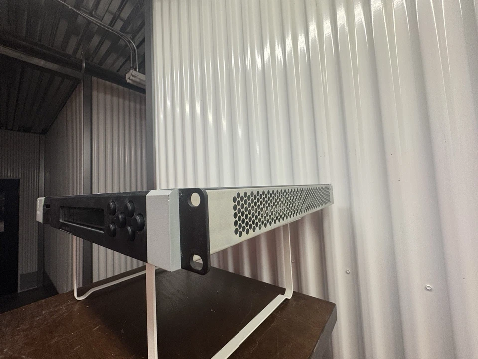 Ericsson Tandberg RX1290 1U Series 8 Receiver Decoder - Image 3 of 4