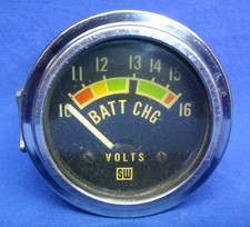 Vintage 1960s Stewart Warner Battery Charge Volts Gauge 2-116 Usa Made