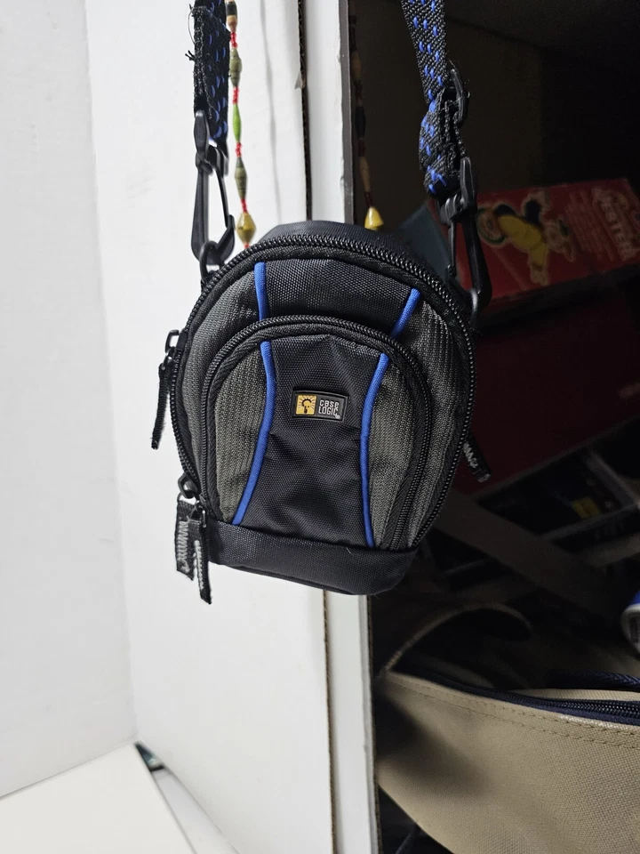 Case Logic Small Compact Camera Carry Storage Bag Shoulder Strap Belt Loop - Image 2 of 4