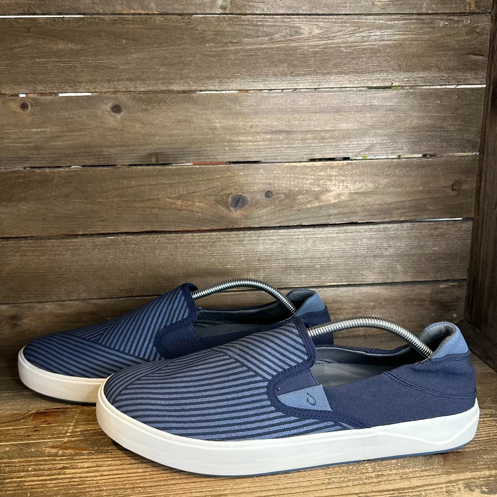 olukai canvas casual comfort shoes