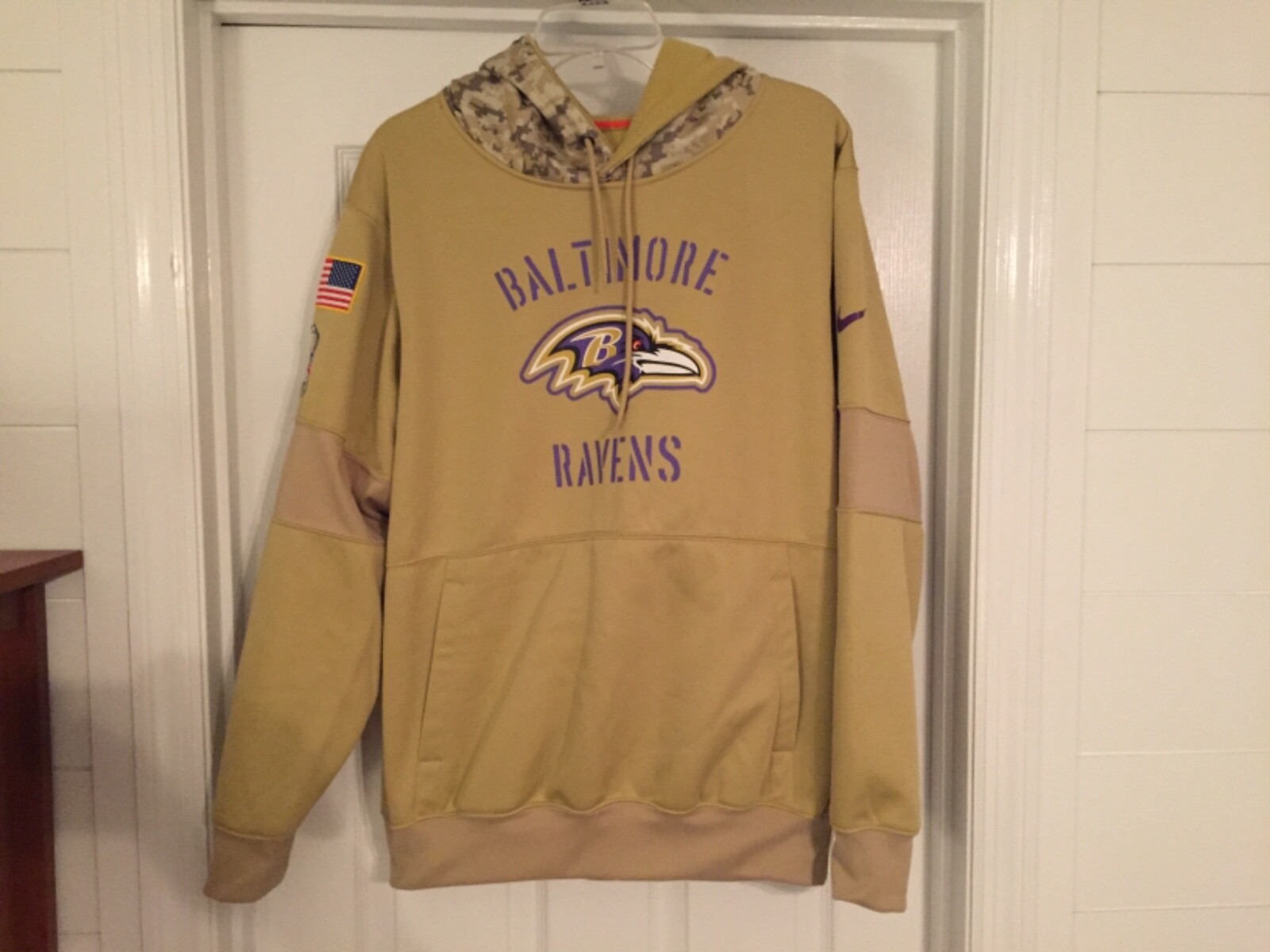men's salute to service ravens hoodie
