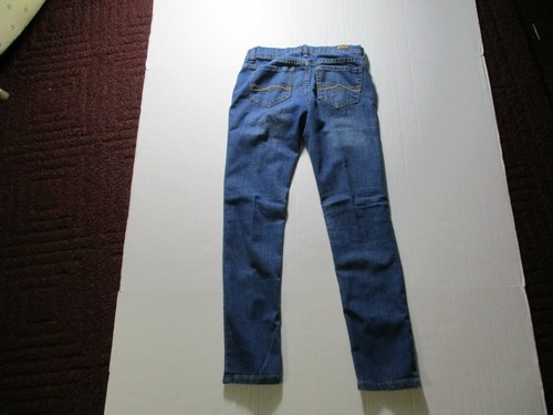 Jordache Girl's Medium Blue Denim Skinny Jeans Size 12 Slim Medium Wash - Picture 10 of 10