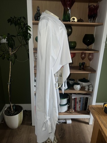 STELLA & AMELIA RANIA’S CORNER TIE FRONT SHIRT WITH TAIL BNWT SIZE M RRP£166.50 - Picture 3 of 15