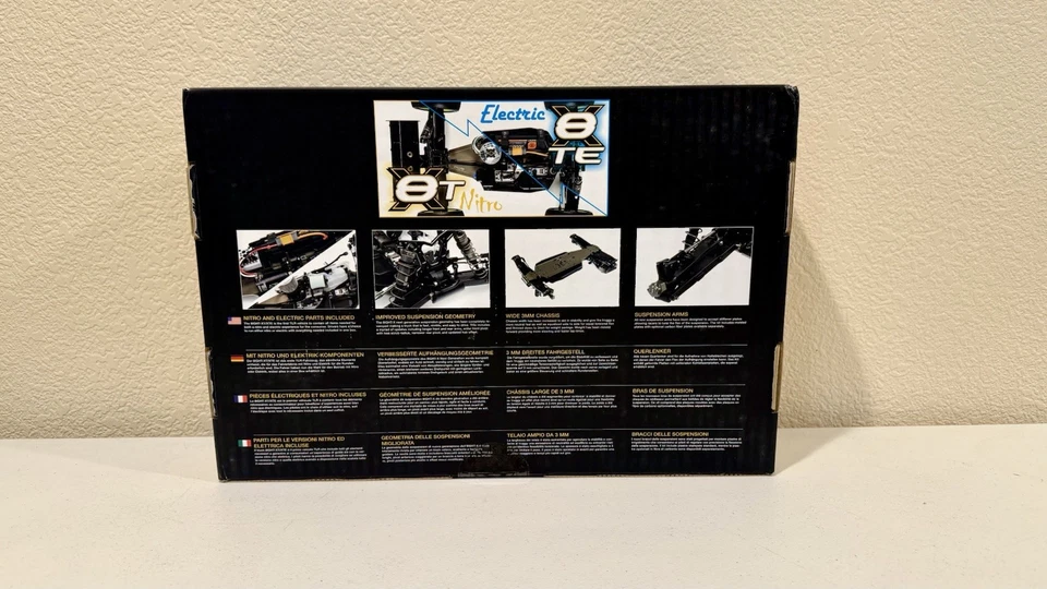 Team Losi Racing 1/8 8IGHT-XT/XTE 4WD Nitro/Electric Truggy Race Kit TLR04009 - Image 4 of 4